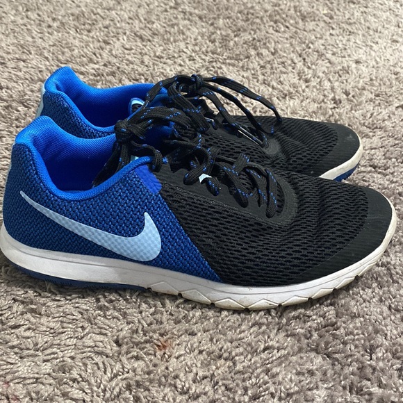 Nike sneakers - Picture 2 of 4